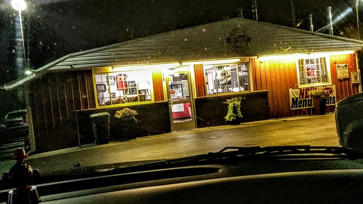 Hi-Way Pizza Shoppe Photos 2